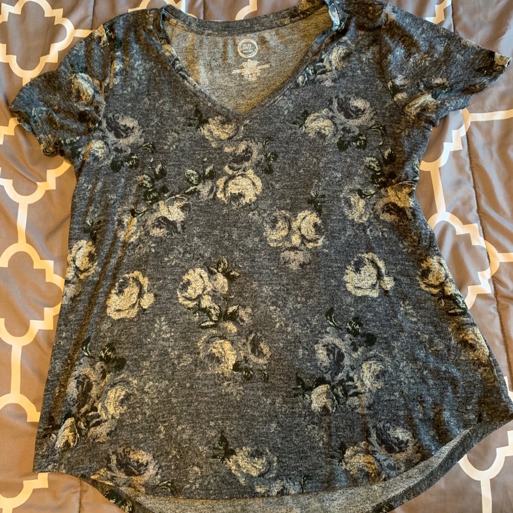 Soft floral t-shirt